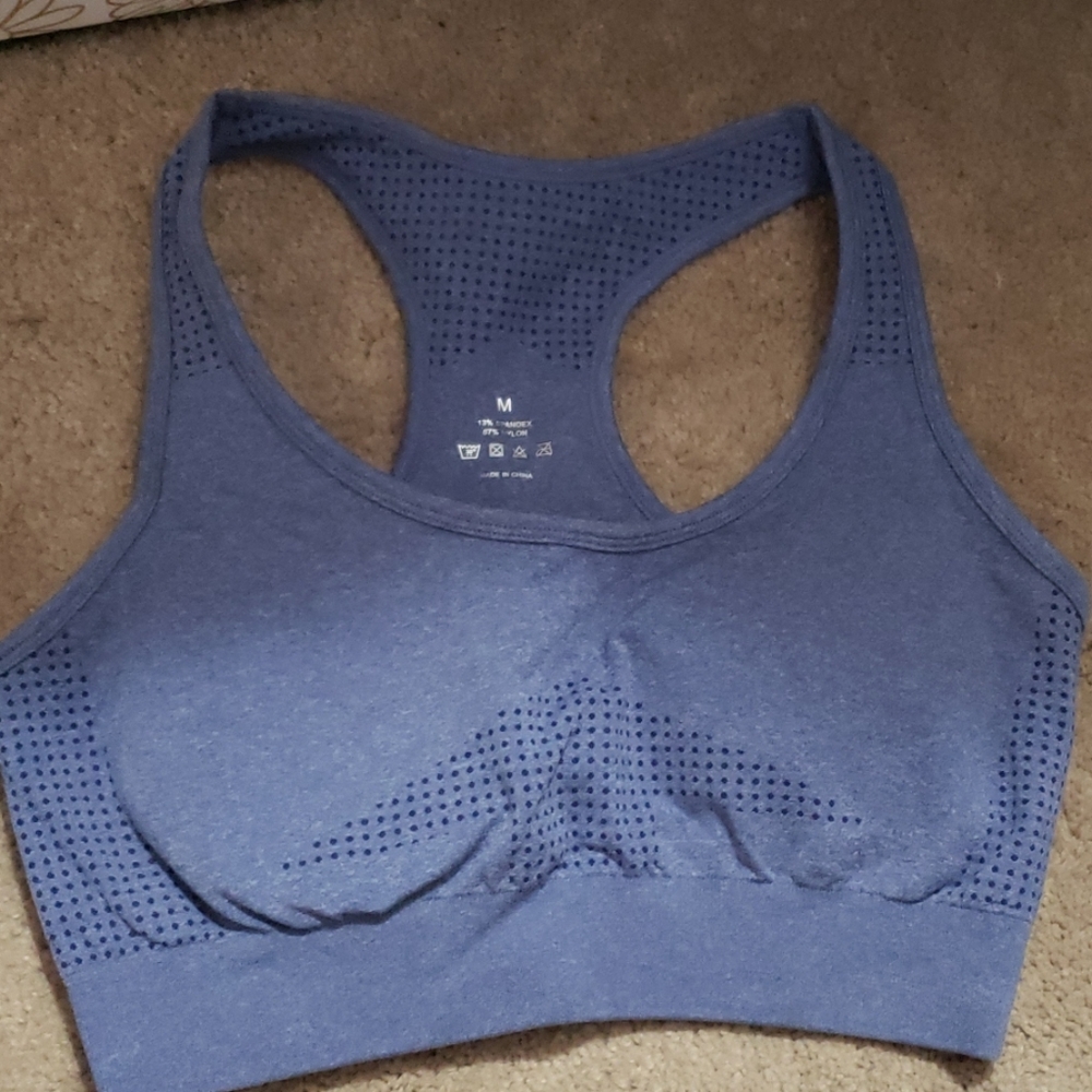Nvgtn sports bra